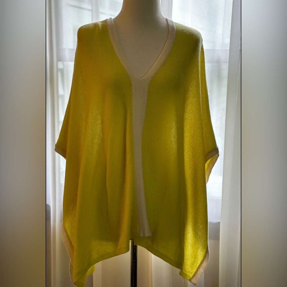 Women’s Kinross Cashmere Poncho. OSFA
